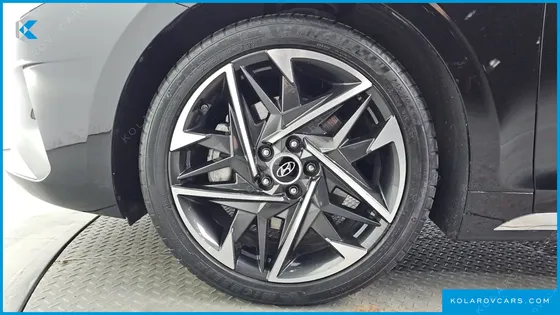 HYUNDAI GRANDEUR 3.3