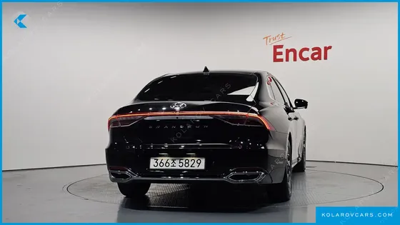HYUNDAI GRANDEUR EXCLUSIVE
