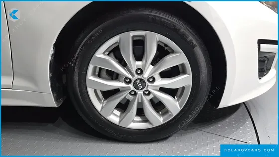 KIA K5 LPI LUXURY(HANDICAPPED)