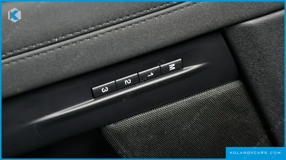 LAND ROVER RANGE ROVER EVOQUE P250 R-DYNAMIC SE
