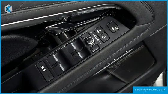 LAND ROVER RANGE ROVER EVOQUE P250 R-DYNAMIC SE