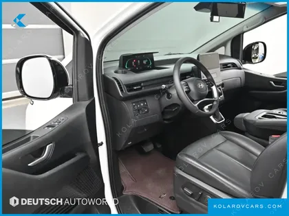 HYUNDAI STARIA HEV 1.6 TOURER 11-SEATER