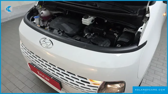 HYUNDAI STARIA TOURER 11-SEATER