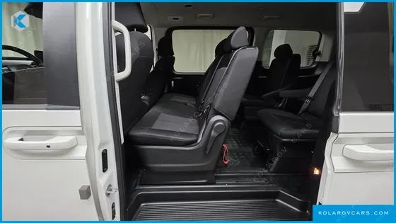 HYUNDAI STARIA TOURER 11-SEATER