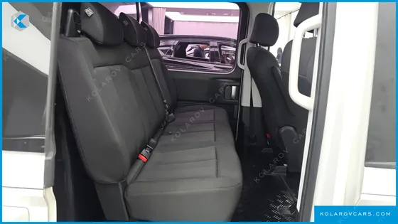 HYUNDAI STARIA CARGO 5-SEATER