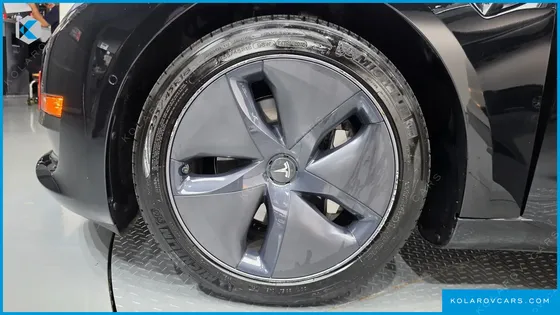 TESLA MODEL 3 LONG RANGE AWD