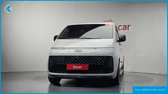 HYUNDAI STARIA L3.5 LOUNGE 9-SEATER