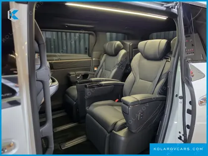TOYOTA ALPHARD 2.5 HEV PREMIUM AWD