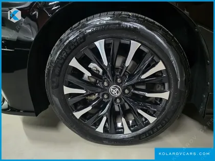 TOYOTA ALPHARD 2.5 HEV EXECUTIVE AWD
