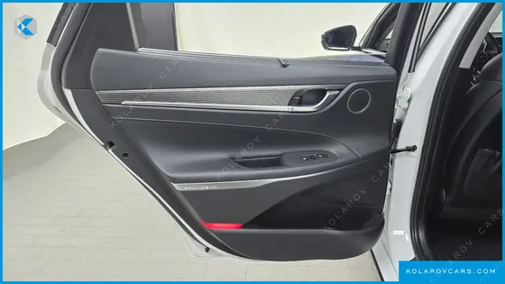 HYUNDAI GRANDEUR EXCLUSIVE