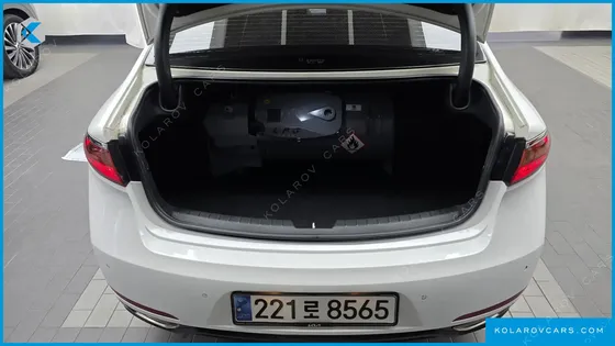 KIA K7 3.0 LPI PRESTIGE (RENTAL CAR)
