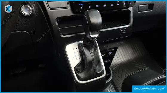 HYUNDAI STARIA HEV 1.6 TOURER 11-SEATER
