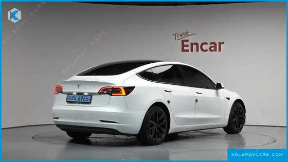 TESLA MODEL 3 RWD