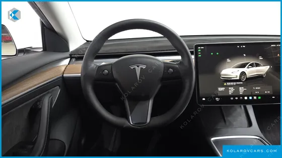 TESLA MODEL 3 RWD