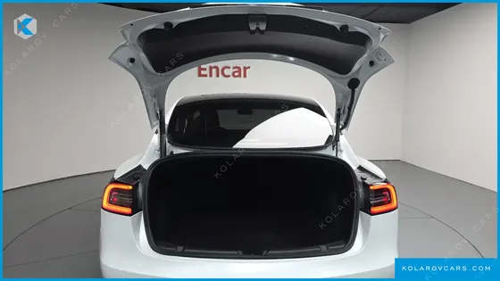 TESLA MODEL 3 RWD