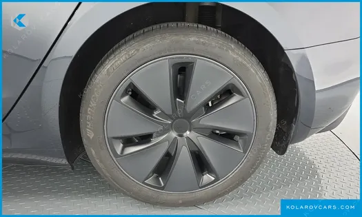 TESLA MODEL 3 RWD