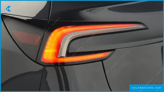 TESLA MODEL 3 RWD