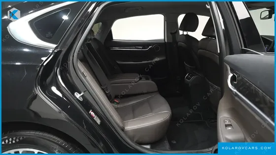 HYUNDAI GRANDEUR PREMIUM