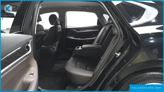 HYUNDAI GRANDEUR PREMIUM
