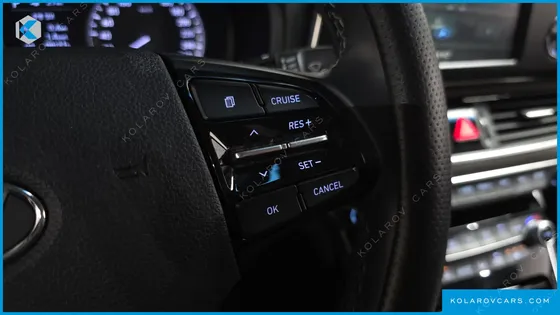 HYUNDAI GRANDEUR PREMIUM
