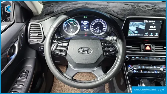 HYUNDAI GRANDEUR EXCLUSIVE