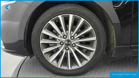 KIA K7 3.0 LPI PRESTIGE (RENTAL CAR)