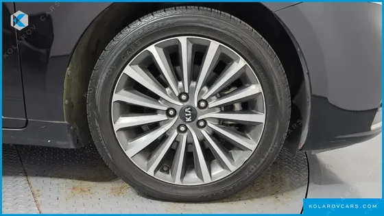 KIA K7 3.0 LPI PRESTIGE (RENTAL CAR)