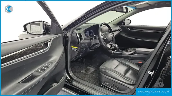 HYUNDAI GRANDEUR PREMIUM