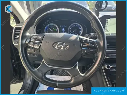 HYUNDAI GRANDEUR EXCLUSIVE