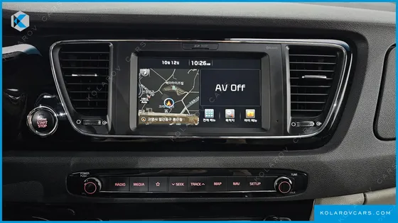KIA CARNIVAL 9-SEATER PRESTIGE