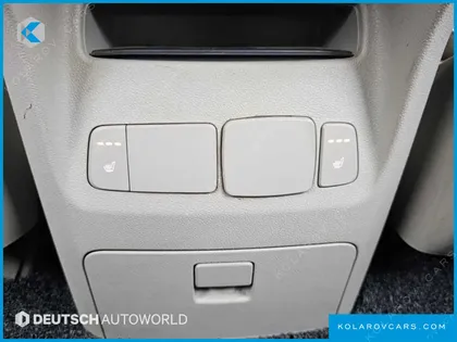KIA CARNIVAL 9-SEATER PRESTIGE