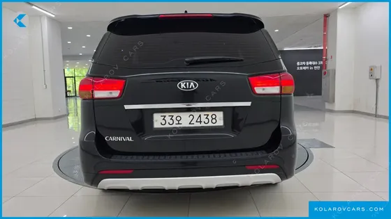 KIA CARNIVAL 9-SEATER LUXURY