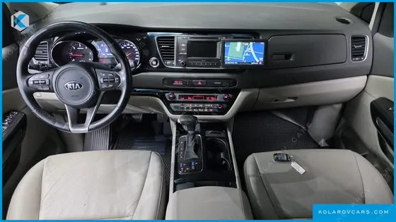 KIA CARNIVAL 9-SEATER PRESTIGE
