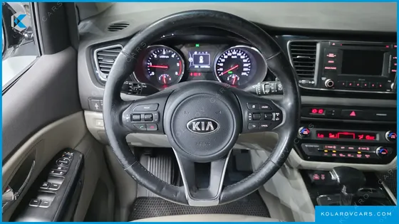 KIA CARNIVAL 9-SEATER PRESTIGE