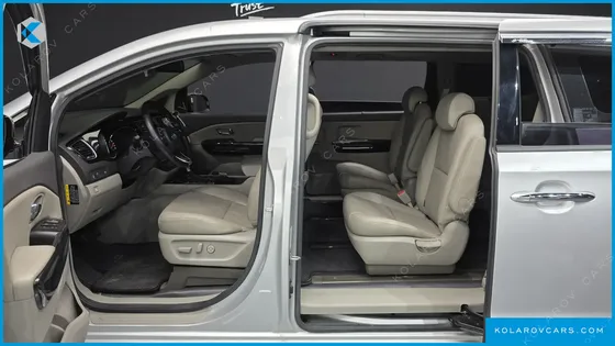 KIA CARNIVAL 9-SEATER PRESTIGE