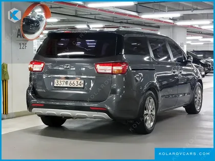 KIA CARNIVAL 9-SEATER PRESTIGE