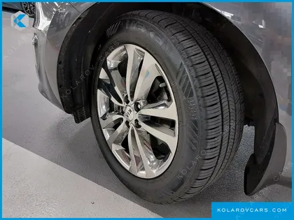 KIA CARNIVAL 9-SEATER PRESTIGE