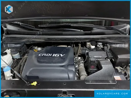 KIA CARNIVAL 9-SEATER PRESTIGE