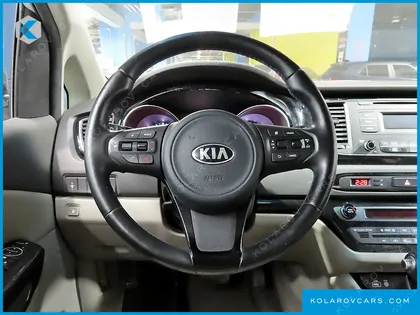 KIA CARNIVAL 9-SEATER PRESTIGE