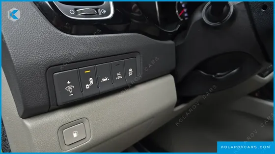KIA CARNIVAL 9-SEATER NOBLESSE