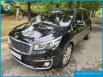KIA CARNIVAL 9-SEATER NOBLESSE