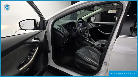 FORD FOCUS 2.0 TITANIUM HACHBACK