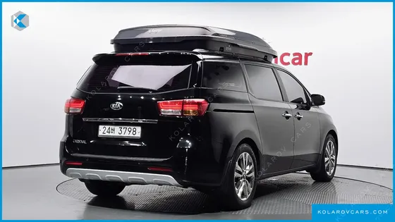KIA CARNIVAL 9-SEATER PRESTIGE