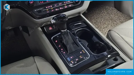 KIA CARNIVAL 9-SEATER PRESTIGE
