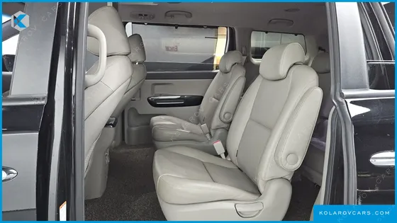 KIA CARNIVAL 9-SEATER PRESTIGE