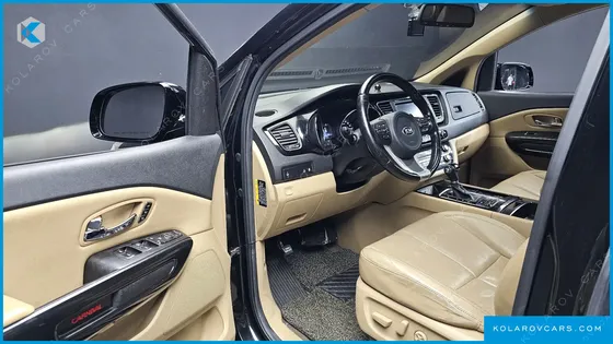 KIA CARNIVAL 9-SEATER NOBLESSE