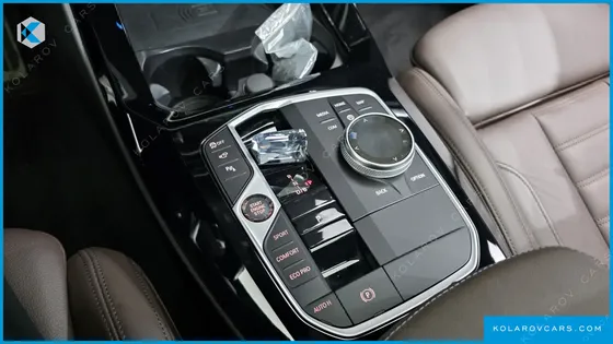 BMW IX3 M SPORTS