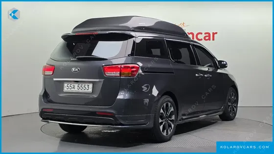 KIA CARNIVAL GASOLINE 7-SEATER LIMOUSINE