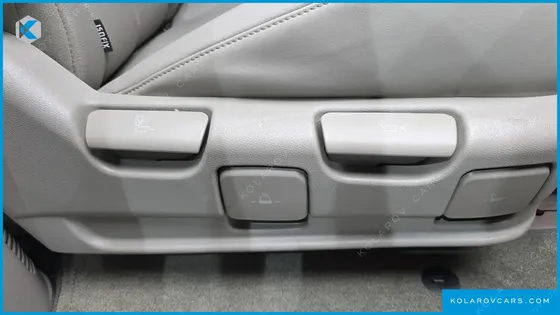 KIA CARNIVAL GASOLINE 7-SEATER LIMOUSINE