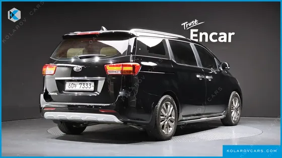KIA CARNIVAL 9-SEATER PRESTIGE